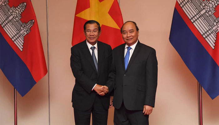 សម្តេចតេជោ ហ៊ុន សែន អញ្ជើញជួបពិភាក្សាការងារជាមួយ ឯកឧត្តម ង្វៀន សួនហ៊្វុក នាយករដ្ឋមន្រ្តីវៀតណាម