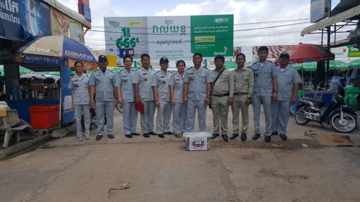 មន្ត្រីកាំកុងត្រូលចុះពិនិត្យបន្លែត្រីសាច់ប្រហុកផ្អកត្រីប្រៃជាច្រើនត្រីងៀតបបែលប្រមាណជាង១៥ គីឡូក្រាមមានសារធាតុគីមី!!