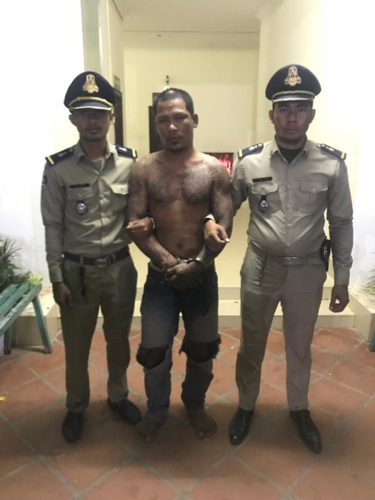 បុរសម្នាក់ប្រេីអំពេីហិង្សាក្នុងគ្រួសារត្រូវបានសមត្ថកិច្ចខណ្ឌសែនសុខឃាត់ខ្លួន!!