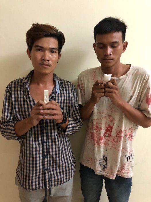 សមត្ថកិច្ចខណ្ឌសែនសុខឃាត់ខ្លួនជនសង្ស័យពីរនាក់ពាក់ព័ន្ធករណីចែកចាយគ្រឿងញៀន!