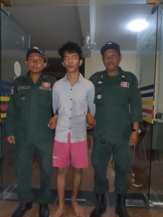 ម្នាក់រងរបួសម្នាកទៀតជាប់ខ្នោះ! សមត្ថកិច្ចខណ្ឌសែនសុខឃាត់ខ្លួនបុរសម្នាក់ពាក់ព័ន្ធករណីបង្ករបួសស្នាម