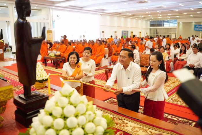សាសនាព្រះពុទ្ធបានរួចំណែកអភិវឌ្ឍប្រទេសជាតិពោរពេញទៅដោយសីលធម៌និងអំពើល្អ!!