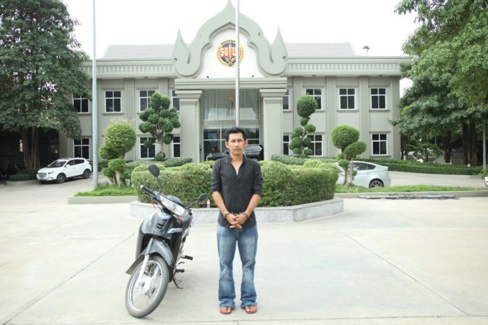 អាវុធហត្ថរាជធានីភ្នំពេញ បញ្ជូនចោរលួចម៉ូតូ ០១នាក់ ទៅតុលាការ!