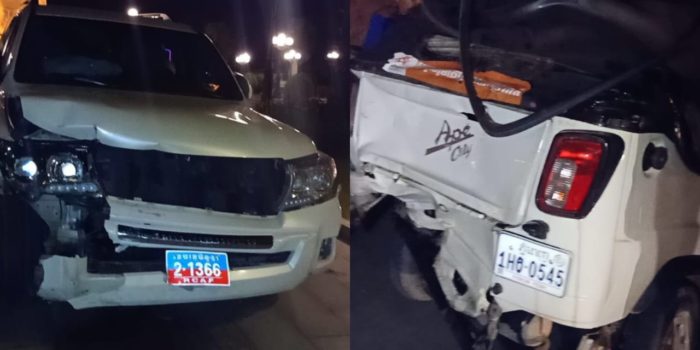 រថយន្តLand Cruiser ពាក់ស្លាកលេខខេមរភូមិន្ទ ពន្លះម៉ូតូកង់បីឥណ្ឌាហោះឡើងរងវង់មូលតាព្រុំខូចខាតយ៉ាងដំណំ!