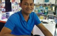 ឧកញ៉ា ស៊ឹង សំអុល មេឈ្មួញឈើខុសច្បាប់ដ៍ធំ ត្រូវកម្លាំងអាវុធហត្ថចាប់ខ្លួន រួម និងបក្ខពួក៣នាក់, រឹបអូសរថយន្ដជាង៤០គ្រឿង ត្រៀមបំផ្លាញចោលនៅនឹងកន្លែង