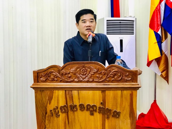 លោក ឃឹម ស៊ុនសូដា  អភិបាលខណ្ឌកំបូល ស្វាគមន៍ចំពោះវត្តមាន មន្រ្តីថ្មី និងក្រុមការងារទាំងអស់ ដែលត្រូវបានចាត់តាំងឱ្យមកបំពេញការងារ ក្នុងខណ្ឌកំបូល