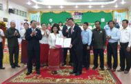 ឯកឧត្តម គួច ចំរើន៖ ក្នុងនាមប្រធានគណៈកម្មាធិការសាខាកាកបាទក្រហមកម្ពុជាខេត្តព្រះសីហនុ បានប្តេជ្ញាចិត្តថានឹងបំពេញបេសកកម្មមនុស្សធម៌នេះអោយបានល្អប្រសើរនិងចំទិសដៅ!