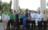 លោក អុី សុខឡេង ថ្លែងអំណរគុណ ឯកឧត្តម គួច ចំរើន កៀងគរវិស័យឯកជន ទិញរថយន្តចំនួន ២គ្រឿង ជូន រដ្ឋបាលក្រុងព្រះសីហនុ