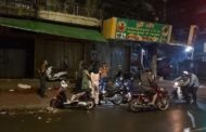 ជិះម៉ូតូដេញតាមក្រុមចោរឆក់កាបូបបណ្តាលឲ្យដួលបោកក្បាលរងរបួសធ្ងន់២នាក់!