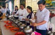 លោកអភិបាលខណ្ឌ និង ភរិយា ចូលរួមពិធីបុណ្យកាន់បិណ្ឌ​​វេនទី១១ នៅនៅវត្តតាំងរនាម,វត្តស្វាយមាស និងវត្តអង្គកំពង់ថ្មកែវ