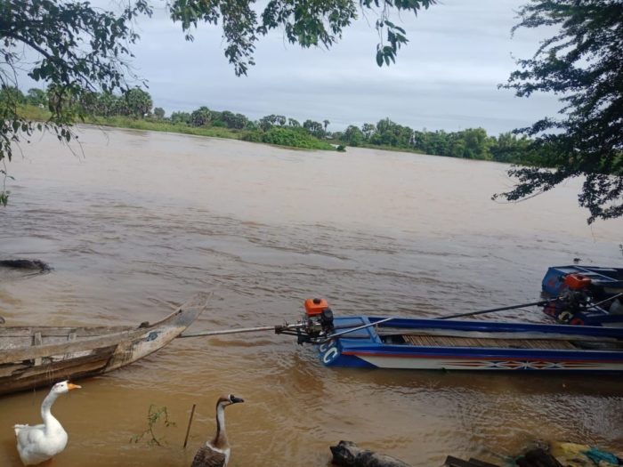 កុំថាឡើយផ្លូវគោកផ្លូវទឹកក៍បុកដែរ! កាណូតបុកជាមួយកាណូត បណ្ដាលអោយបាត់មនុស្សម្នាក់ និងកាណូត១គ្រឿង