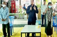 លោក ឌី រ័ត្នខេមរុណ ៖ មានតែគណបក្សប្រជាជនកម្ពុជា តែមួយគត់ប៉ុណ្ណោះ ដែរអាចធ្វើអោយប្រទេសកម្ពុជា មាន សុខសន្តិភាព និង ការអភិវឌ្ឍន៍​ គ្រប់វិស័យ រួមទាំងលើកកម្ពស់ជីវភាពរស់នៅរបស់ប្រជាជនកម្ពុជាយើងបានដល់សព្វថ្ងៃ 