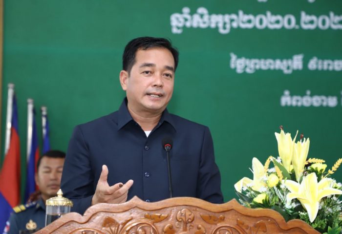 អភិបាលខេត្តកំពង់ចាម ដាក់ចេញគោលការណ៍ ៨ចំណុច ដើម្បីឱ្យវិស័យអប់រំកាន់តែមានគុណភាព និងប្រសិទ្ធភាពខ្ពស់