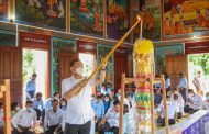ឧត្តមសេនីយ៍ឯក រ័ត្ន ស្រ៊ាង នាំយកទៀនព្រះវស្សា និងទេយ្យវត្ថុប្រគេនព្រះសង្ឃគង់ចាំព្រះវស្សានៅវត្តចំនួន០២!