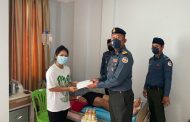 មេបញ្ជាការ អាវុធហត្ថខណ្ឌព្រែកព្នៅ ចុះសួរសុខទុក្ខ សមាជិក មានជំងឺប្រចាំកាយកំពុងសម្រាកព្យាបាលនៅមន្ទីរពេទ្យ
