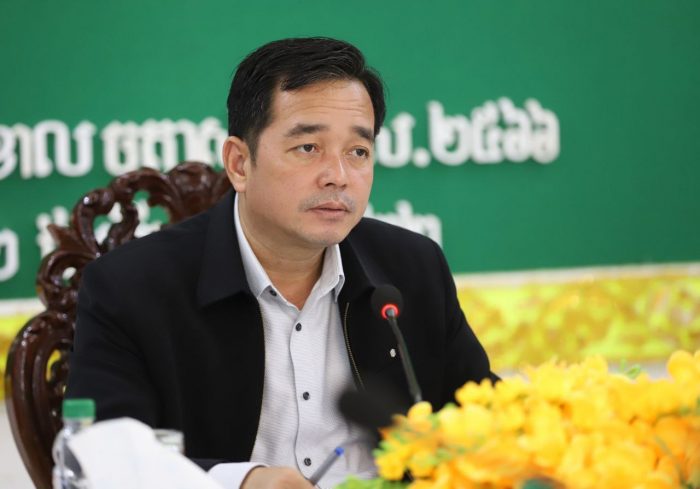 អភិបាលខេត្តកំពង់ចាម​ ប្រាប់មន្ត្រីឲ្យ​ជម្រុញដល់​ ក្រុមហ៊ុន​ សហគ្រាស​ អាជីវកម្ម​ ត្រូវស្នេីសុំប័ណ្ណប៉ាតង់​ ដើម្បីគ្រប់គ្រង​ និងប្រមូលចំណូលពន្ធជូនរដ្ឋឲ្យមានប្រសិទ្ធភាពខ្ពស់