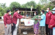 ផ្ទះពលរដ្ឋ១ខ្នងដោយអគ្គីភ័យឆាបឆេះទទួលបានអំណោយពីក្រុមការងារសាខាកាកបាទក្រហមកម្ពុជា ខេត្តប៉ៃលិននិងស្រុកសាលាក្រៅ