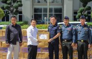 ឧត្តមសេនីយ៍ឯក រ័ត្ន ស្រ៊ាង បែងចែកភេសជ្ជៈដែលទទួលបានពីសប្បុរសជន ដល់កម្លាំងអាវុធហត្ថទូទាំងរាជធានីភ្នំពេញ និងក្រុមការងារសង្កាត់ព្រែកកំពឹស ដើម្បីយកទៅប្រើក្នុងឱកាសពិធីបុណ្យកាន់បិណ្ឌ-ភ្ជុំបិណ្ឌ!