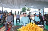 ឯកឧត្ដមទេសរដ្ឋមន្ត្រី គន់ គីម ត្រួតពិនិត្យកងទ័ពធ្វើសមយុទ្ធជំនាញ​សង្គ្រោះគ្រោះមហន្តរាយ ដើម្បីពង្រឹងសមត្ថភាពជួយប្រជាជនពីទឹកជំនន់