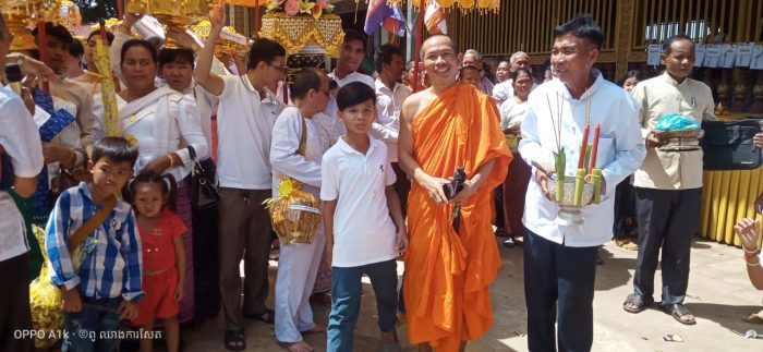 ពិធីបុណ្យកឋិនទានសាមគ្គី នៅវត្តរតនារាម (ហៅវត្តទួលធាតុ)!