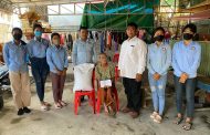 អំណោយប្រចាំខែ របស់លោកឧត្ដមសេនីយ៍ឯក រ័ត្ន ស៊្រាង បានប្រគល់ដល់ដៃពលរដ្ឋទីទាល់ក្រ១៧គ្រួសារ!