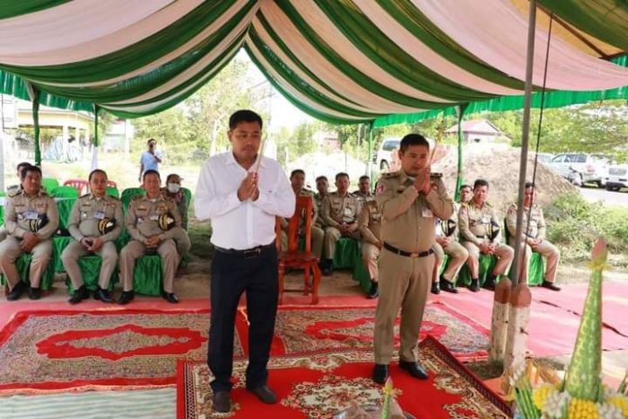 ពិធីក្រុងពាលី បញ្ចុះបឋមសីលា សាងសង់អគារប៉ុស្តិ៍នគរបាលរដ្ឋបាលធ្លក នៃអធិការដ្ឋាននគរបាលស្រុក​ស្វាយជ្រំ