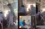 មាន់ជល់តាម​កុំព្យូទ័រ​ លេប​ថប ក្បែរ​សាលា​ស្រុក​កោះធំ​ ​កំពុង​បើក​ដំណើរការ​ស្វាគមន៍​អតិថិជន​ខ្លួន​​ ផ្គេីន​និងបទបញ្ជារបស់​ សម្ដេច​តេជោ​