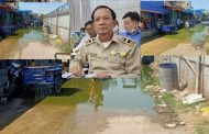 ទឹកដក់កខ្វក់ខួបប្រាំងខួបវស្សា លើផ្លូវបេតុង អាជ្ញាធរសង្កាត់អូរជ្រៅ មើលមិនដែលឃើញ