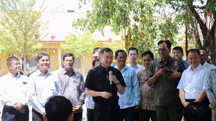 ឯកឧត្តម រ័ត្ន ស៊្រាង បានអញ្ជើញដឹកនាំក្រុមការងារចូលរួមក្នុងពិធីបុណ្យផ្កាប្រាក់សាមគ្គី ដែលរៀបចំឡើងនៅសាលាវិទ្យាល័យសម្តេចតេជោ ហ៊ុន សែន ព្រែកកំពឹស!