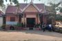 សិស្សានុសិស្សជាង ២០០ នាក់នៅសាលាបឋមសិក្សាទួលសាលាទទួលអំណោយពីលោកជំទាវ ឈុន សុីន