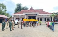 ឃាត់ខ្លួនក្មេងទំនើង២ក្រុមមានគ្នា១០ករណីជិះម៉ូតូយកដុំថ្មដេញវាយគប់គ្នានៅទីសារធារណ: