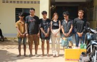 ពិតជាមានប្រសិទ្ធភាពខ្លាំងមែនក្រោយពីលោកស្នងការដឹកនាំប្រជុំពង្រឹងឲ្យទប់ស្កាត់រាល់បទល្មើស កម្លាំងនគរបាលក្រុងសំរោងធ្វើការបង្ក្រាបបាន២ករណីផ្សេងគ្នាក្នុង១ថ្ងៃដោយឃាត់ខ្លួនបានជនសង្ស័យចំនួន៦នាក់