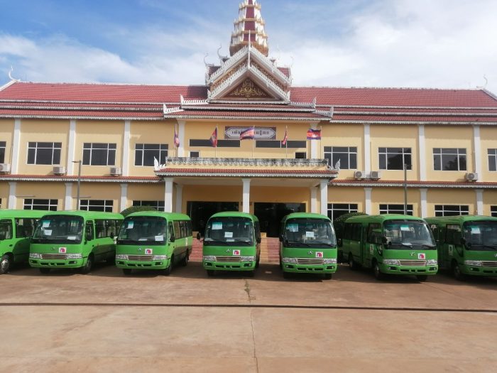 រថយន្តក្រុងចំនួន១០គ្រឿងបានមកដល់ខេត្តឧត្តរមានជ័យហើយជាអំណោយរបស់រាជរដ្ធាភិបាលផ្តល់ជូនខេត្តសម្រាប់បំរើសេវាសាធារណ: