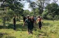 បុរស់ម្នាក់ដើរបេះបន្លែធ្វើម្ហូបតាមបន្ទាត់ព្រំដែនតំបន់ហាមឃាត់ជាន់មីនផ្ទុះបណ្តាលដាច់ជើងឆ្វេងម្ខាងរបួសធ្ងន់កំពុងសង្គ្រោះស្រុកថ្មពួក