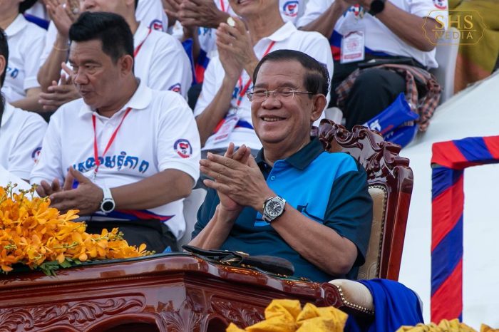សម្ដេចអគ្គមហាសេនាបតីតេជោ ហ៊ុន សែន ប្រធានព្រឹទ្ធសភា នៃព្រះរាជាណាចក្រកម្ពុជា អញ្ជើញជាអធិបតីភាពដ៏ខ្ពង់ខ្ពស់ ក្នុងព្រឹត្តិការណ៍កីឡាបាល់ទាត់មិត្តភាពសប្បុរសធម៌ក្រោមមូលបទ «រួមគ្នាដើម្បីសប្បុរសធម៌ និងការប្រយុទ្ធប្រឆាំងគ្រឿងញៀន» និងដើម្បីប្រមូលថវិកាជួយដល់មន្ទីរពេទ្យគន្ធបុប្ផា​ ដែលព្រឹត្តិការណ៍នេះប្រព្រឹត្តទៅនៅពហុកីឡដ្ឋានជាតិអូឡាំពិក