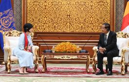 សម្តេចតេជោ ហ៊ុន សែន ប្រមុខរដ្ឋស្តីទី អនុញ្ញាតឱ្យ ឯកអគ្គរដ្ឋទូតសិង្ហបុរីប្រចាំនៅកម្ពុជា ចូលជួបសម្ដែងការគួរសម និងជម្រាបលា